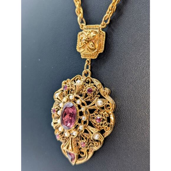 VTG 60's Gold Tone Faux Pearl Amethyst Color Rhinestone Pendant 22" Necklace - Picture 3 of 6